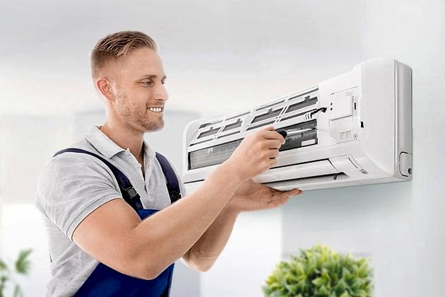 Акция! 1 год обслуживания в подарок!